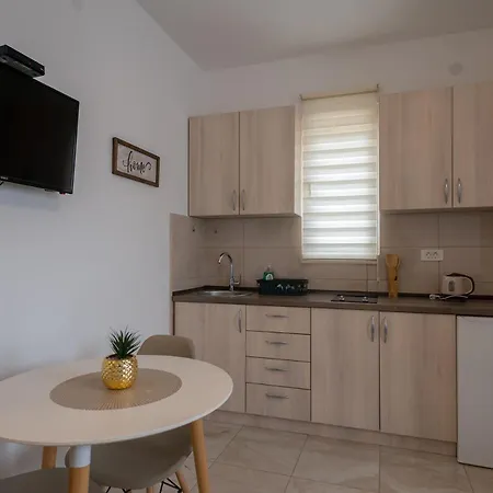 Apartments Sunrise Herceg Novi Exterior photo